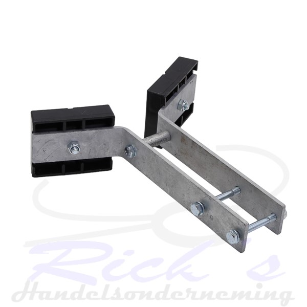 Bootvangmuil-boegsteun-kunststof-zwart-met-houder-kort (2)