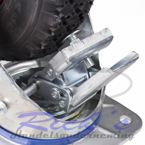 Zwenkwiel pro met rem op luchtband 3 Zwenkwiel pro met rem op luchtband 3.00-4